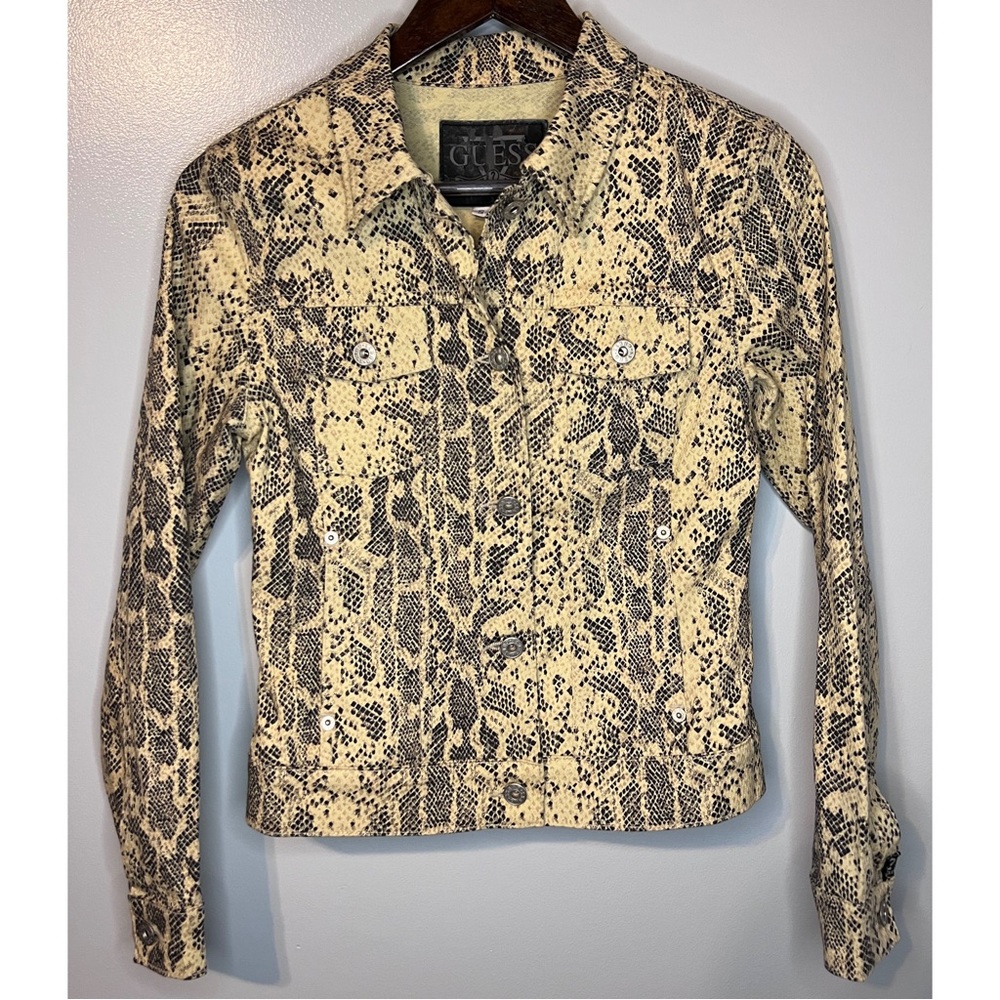Lady’s Vintage GUESS Jacket